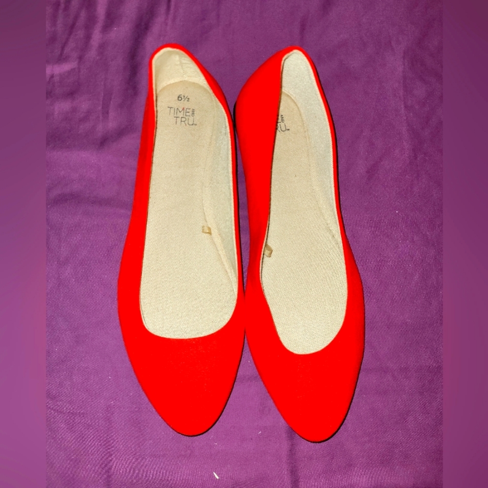 Ballet flats